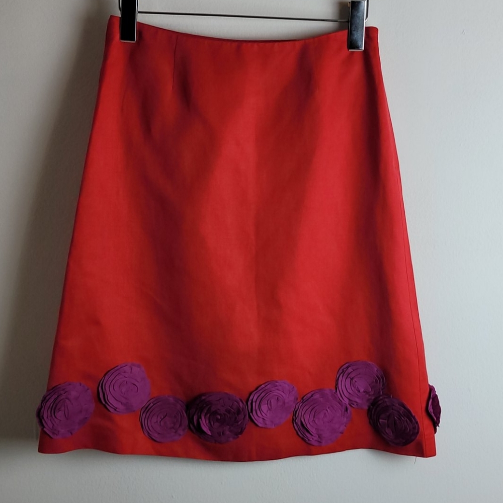 Boden A line skirt Sz 8. MORE LIKE A 6 or a 4 NICE